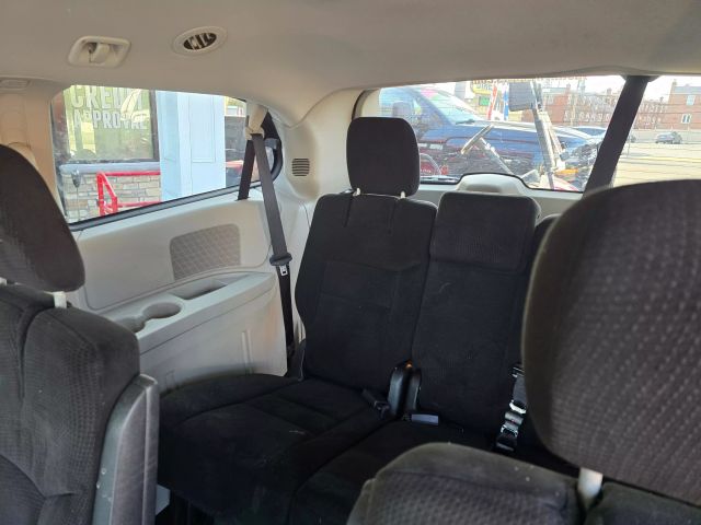 2015 Dodge Grand Caravan Passenger Sxt Minivan 4d - Image 11