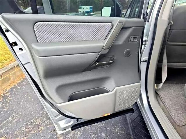 2004 Nissan Pathfinder Armada - Image 20