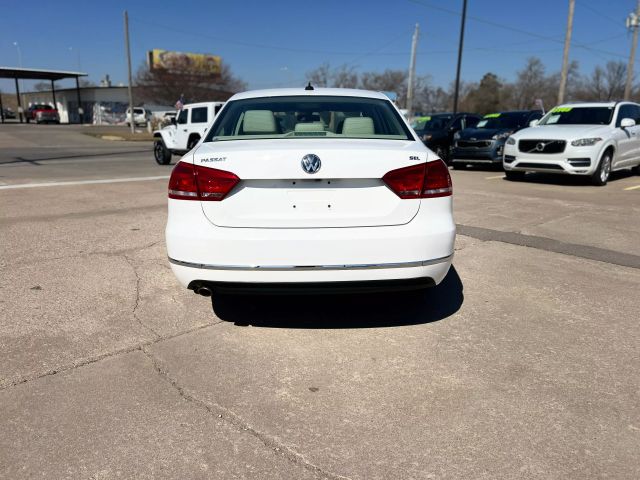 2013 VOLKSWAGEN PASSAT SEDAN 5-CYL, 2.5 LITER 2.5L SEL SEDAN 4D