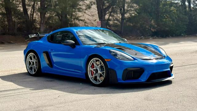 2024 PORSCHE 718 CAYMAN COUPE 6-CYL, 4.0 LITER GT4 RS COUPE 2D