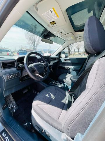 2024 Ford Maverick - Image 17