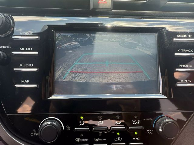 2019 Toyota Camry - Image 30