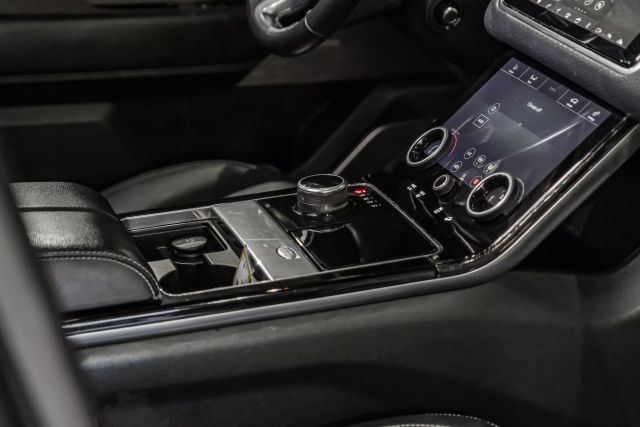2018 Land Rover Range Rover Velar S Sport Utility 4d - Image 26