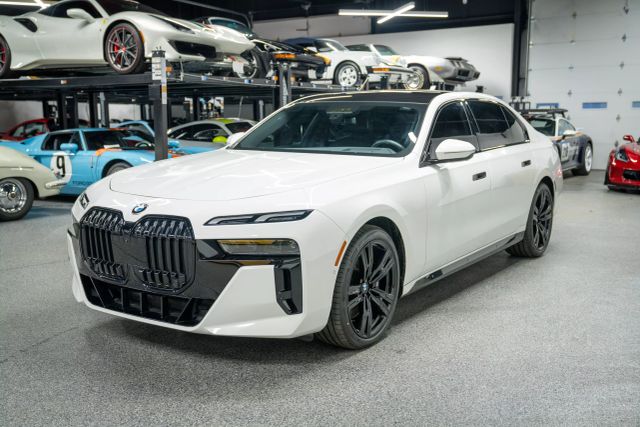 2023 Bmw 7 Series 760i Xdrive Sedan 4d - - Image 4
