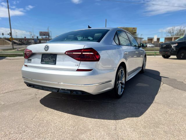 2018 VOLKSWAGEN PASSAT SEDAN 4-CYL, TURBO, 2.0 LITER 2.0T R-LINE SEDAN 4D