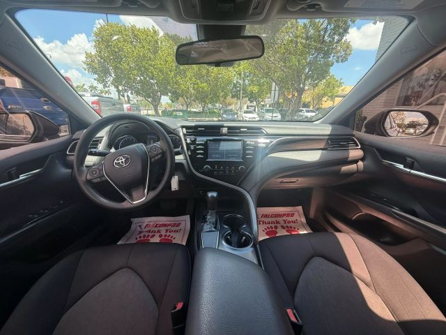 2019 Toyota Camry - Image 15