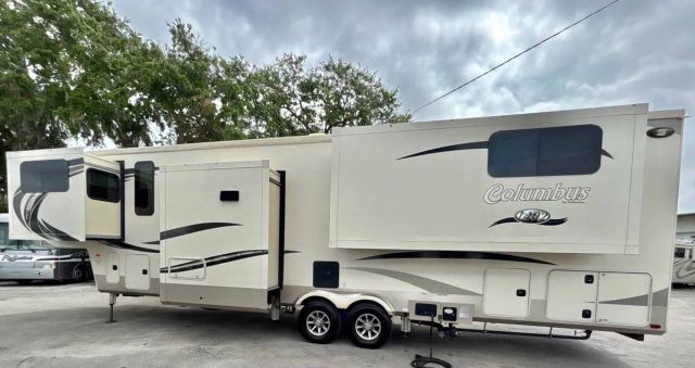 2018 Forest River Palomino Columbus - Image 22