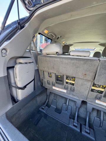 2016 Toyota Sienna - Image 20