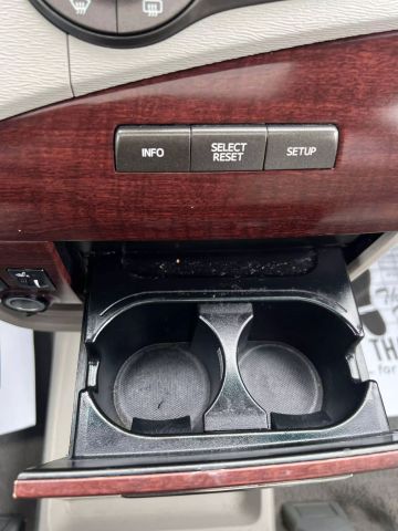 2011 Toyota Sienna Xle Minivan 4d - Image 28