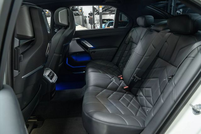2023 Bmw 7 Series 760i Xdrive Sedan 4d - - Image 21