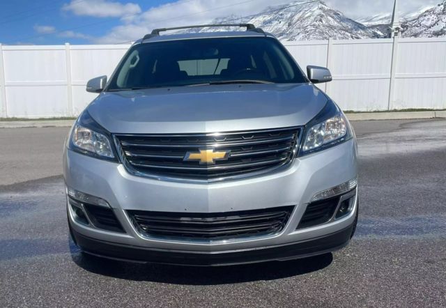 2017 Chevrolet Traverse - Image 2