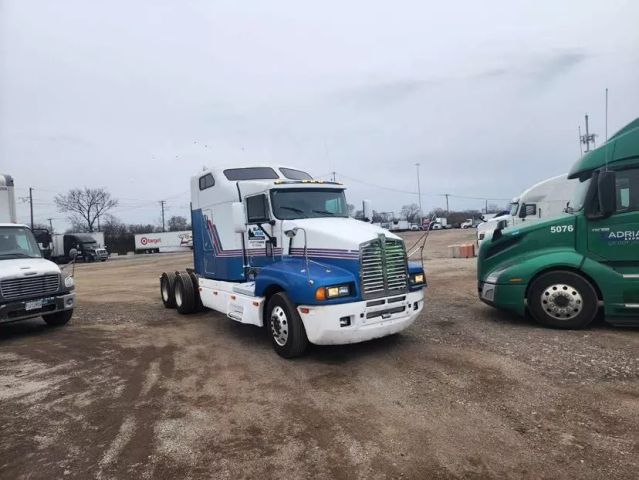 1994 Kenworth Construct T600 - Image 1