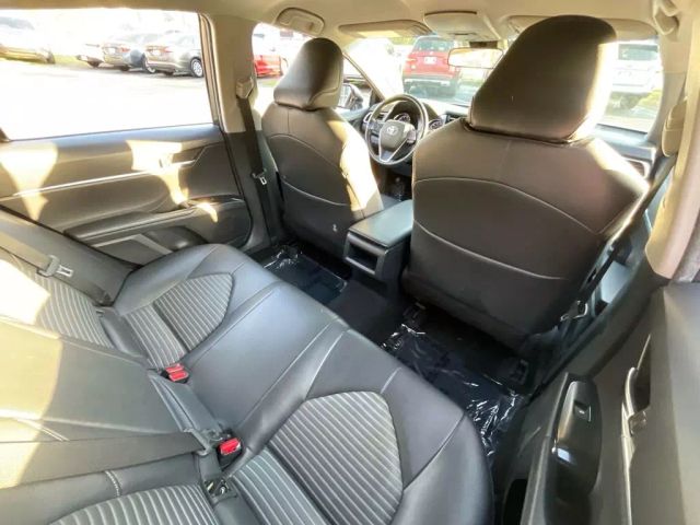 2018 TOYOTA CAMRY SEDAN WHITE AUTOMATIC - Peach State Motors