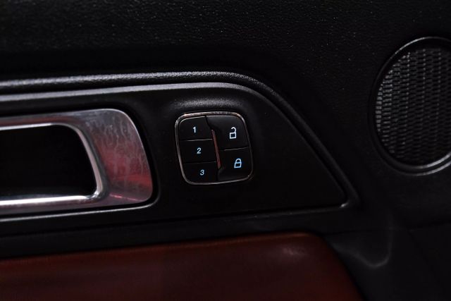 2020 Ford Mustang Gt Premium Coupe 2d - Image 41
