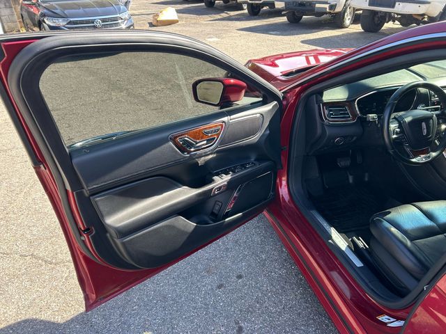 2018 Lincoln Continental - Image 16