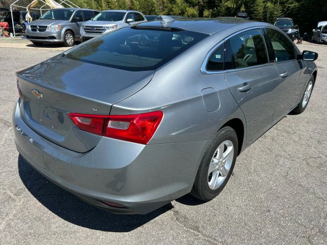 2024 Chevrolet Malibu - Image 5