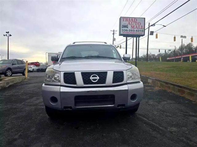 2004 Nissan Pathfinder Armada - Image 2