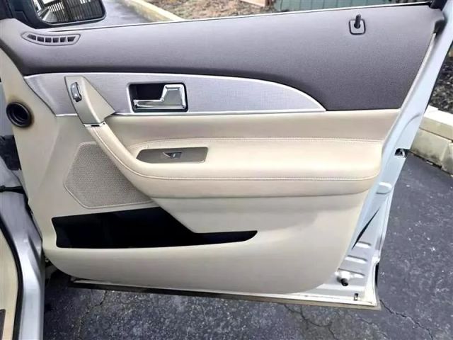 2011 Lincoln Mkx - Image 13