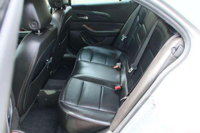 2013 Chevrolet Malibu - Image 15