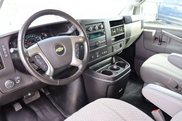 2019 Chevrolet Express 2500 Cargo - Image 7