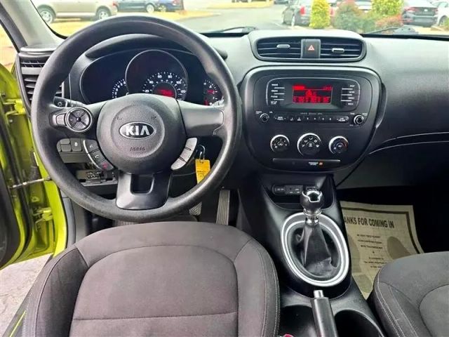 2015 Kia Soul - Image 10