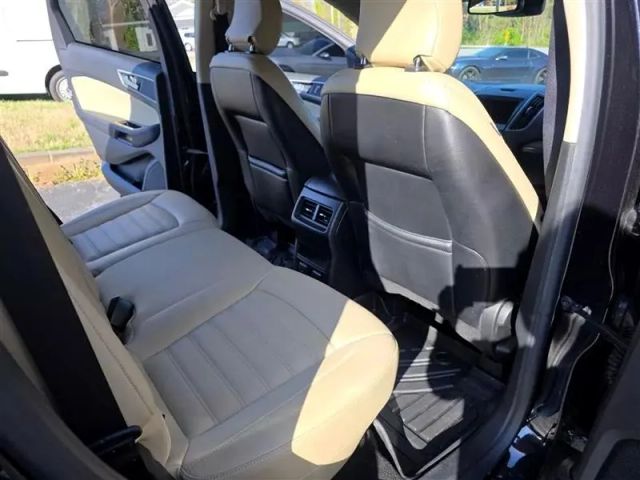 2019 Ford Edge - Image 18