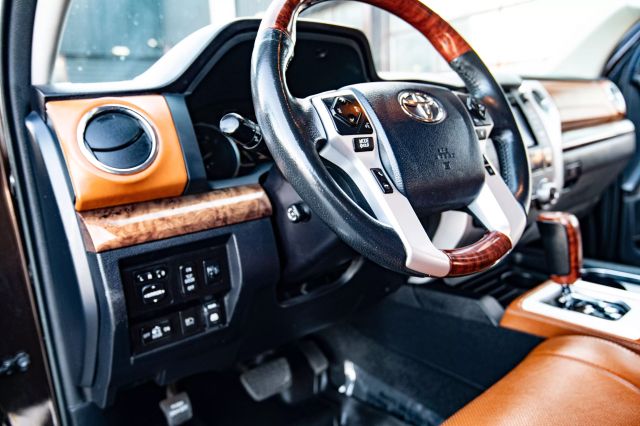 2018 TOYOTA TUNDRA CREWMAX PICKUP BROWN AUTOMATIC - Auto Masters of Carolinas