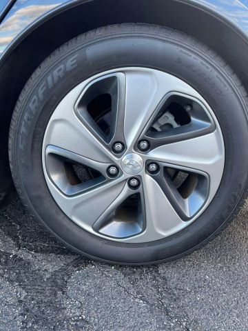 2016 Hyundai Sonata Hybrid Limited Sedan 4d - Image 29
