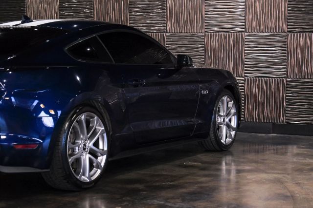 2020 Ford Mustang Gt Premium Coupe 2d - Image 10