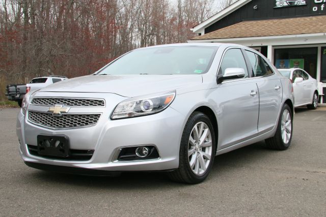 2013 Chevrolet Malibu - Image 3