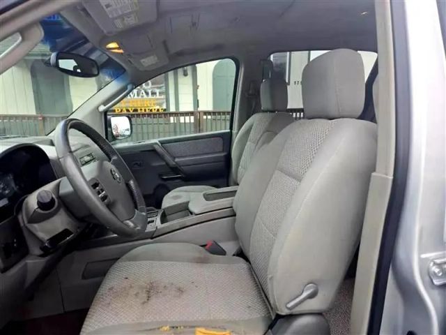 2004 Nissan Pathfinder Armada - Image 12
