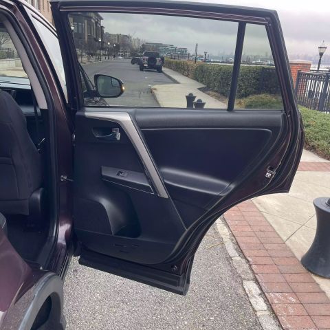 2018 Toyota Rav4 Xle Sport Utility 4d - Image 20