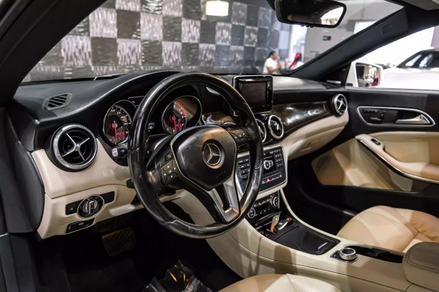 2014 Mercedes-benz Cla-class Cla 250 Coupe 4d - Image 3