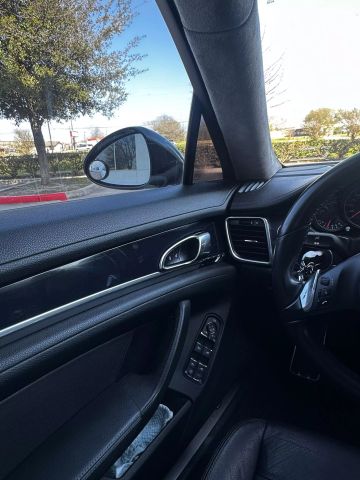 2014 Porsche Panamera - Image 14