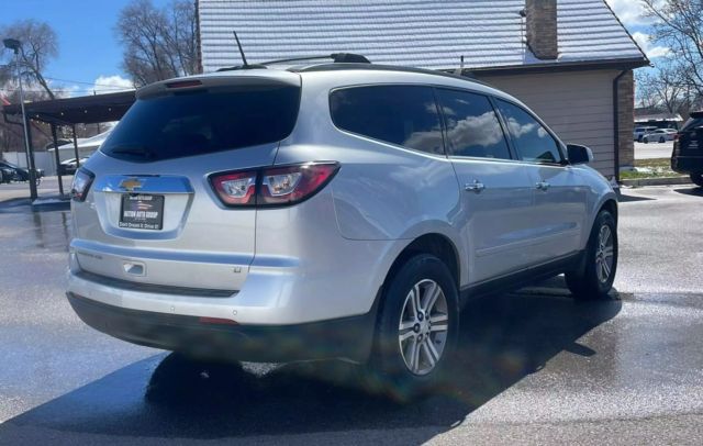 2017 Chevrolet Traverse - Image 5