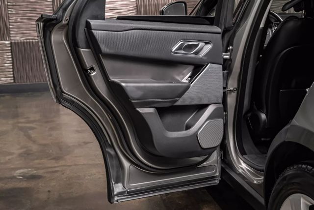 2018 Land Rover Range Rover Velar S Sport Utility 4d - Image 58
