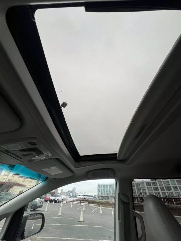 2011 Toyota Sienna Xle Minivan 4d - Image 31