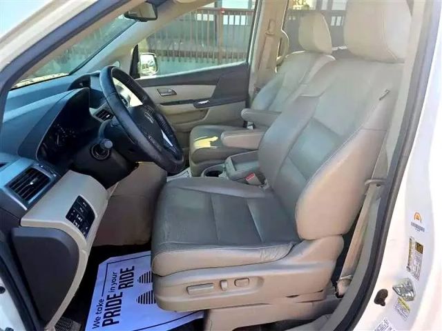 2013 Honda Odyssey - Image 14