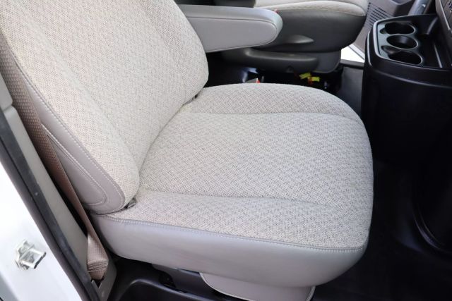 2019 Chevrolet Express 2500 Cargo - Image 19