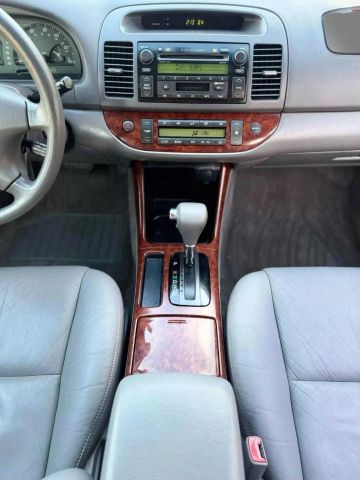 2003 Toyota Camry - Image 22