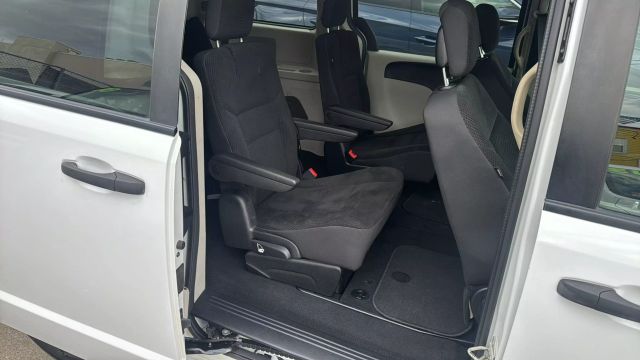 2019 DODGE GRAND CARAVAN PASSENGER PASSENGER V6, FLEX FUEL, 3.6 LITER SE MINIVAN 4D