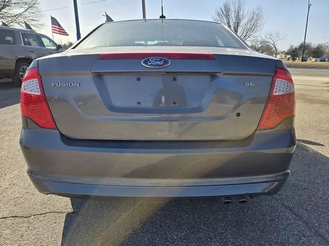 2012 Ford Fusion - Image 2