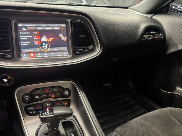 2019 Dodge Challenger R/T photo 10