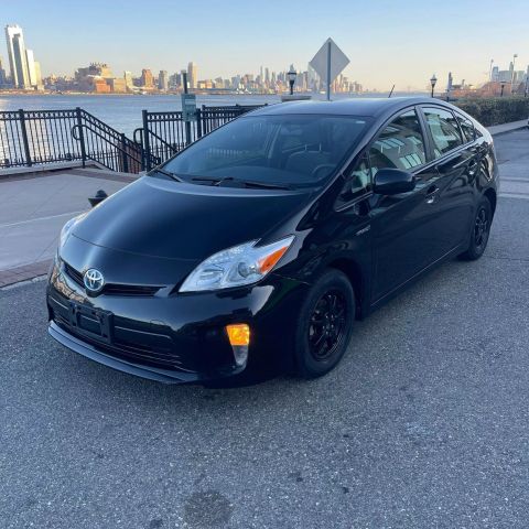 2015 Toyota Prius One Hatchback 4d - Image 3