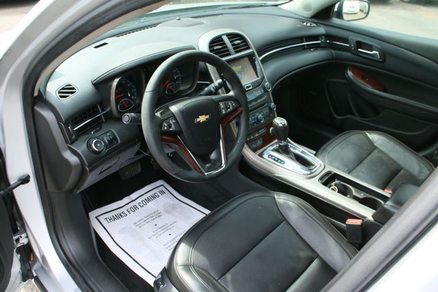 2013 Chevrolet Malibu - Image 10
