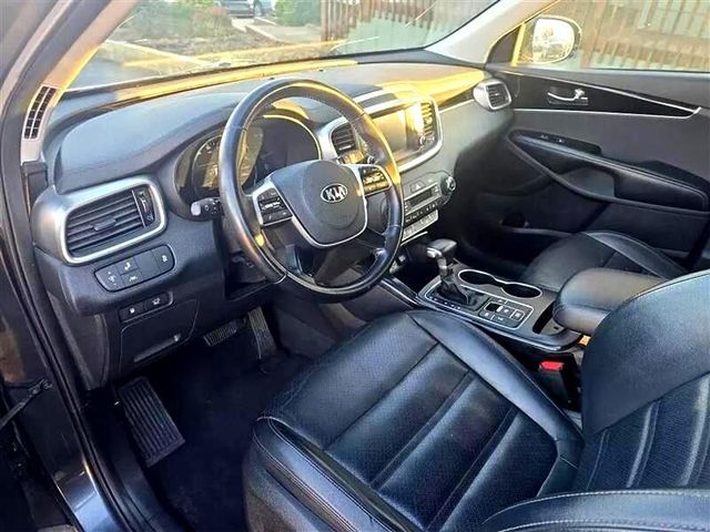 2020 Kia Sorento - Image 10