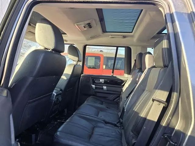 2013 Land Rover Lr4 - Image 8