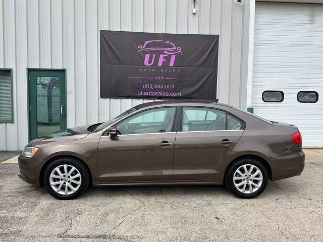2014 Volkswagen Jetta - Image 4