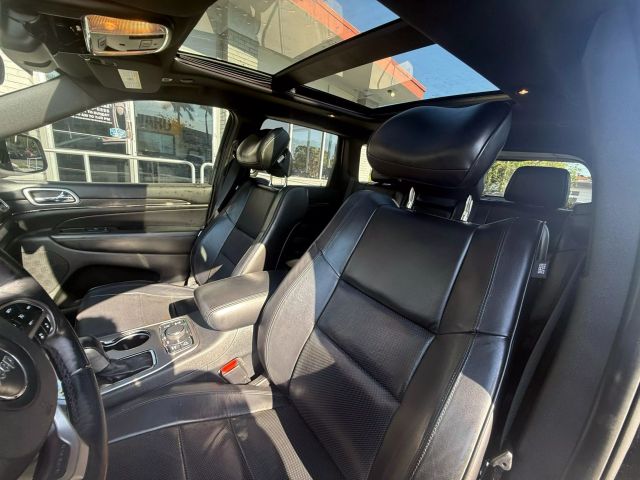 2018 Jeep Grand Cherokee - Image 20