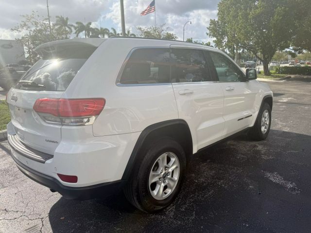 2017 Jeep Grand Cherokee - Image 4